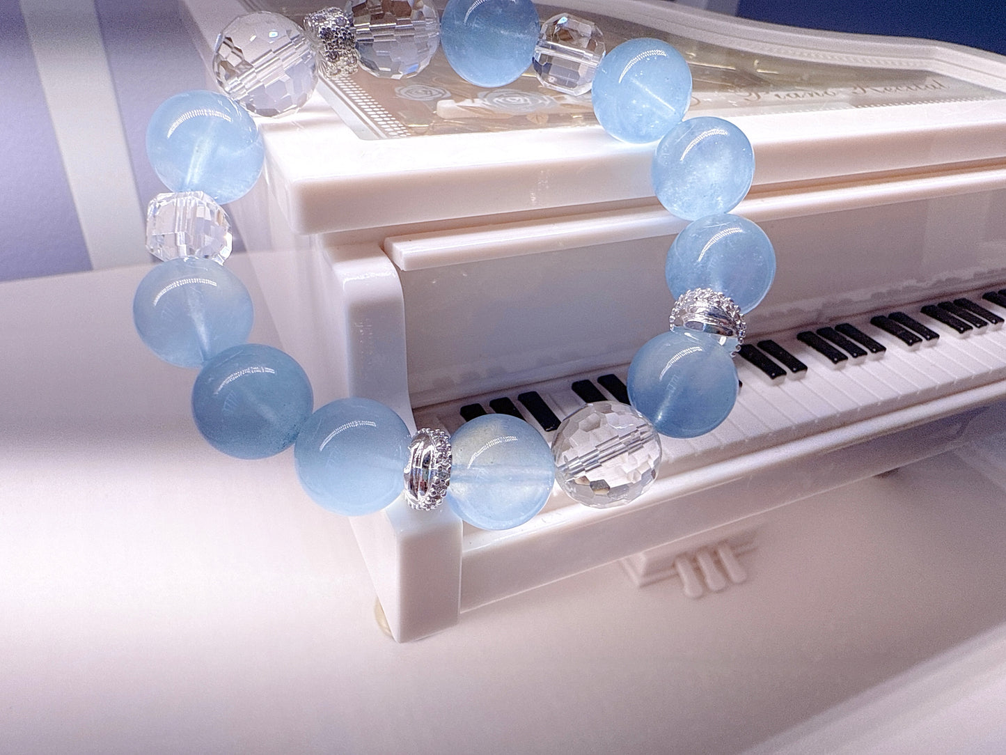 High Grade Designed Aquamarine Quartz