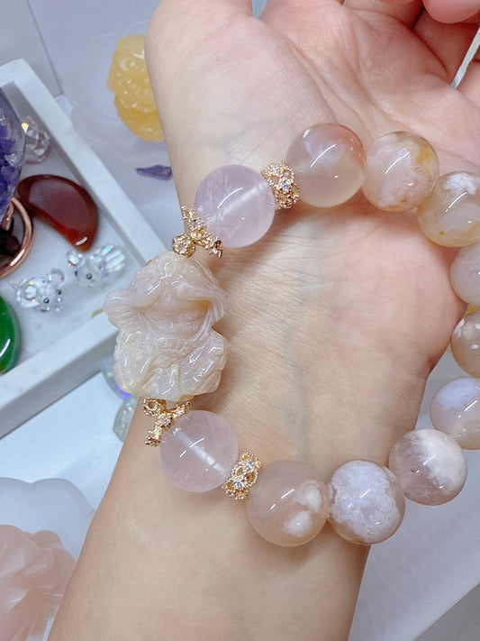 Alxa Agate Meditation Bracelet
